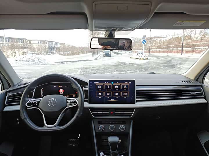 Фото 6 - Volkswagen Tiguan L Pro