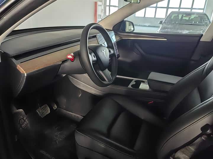 Фото 7 - Tesla Model Y