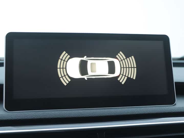 Фото 9 - Hongqi H5