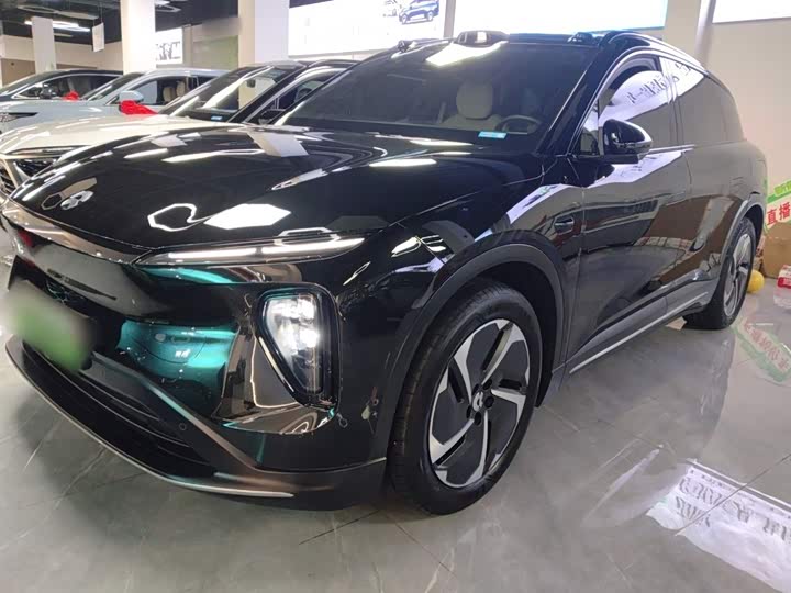 Фото 2 - Nio ES6