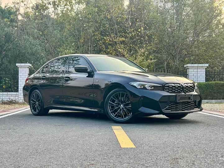 Фото 2 - BMW 3 Series