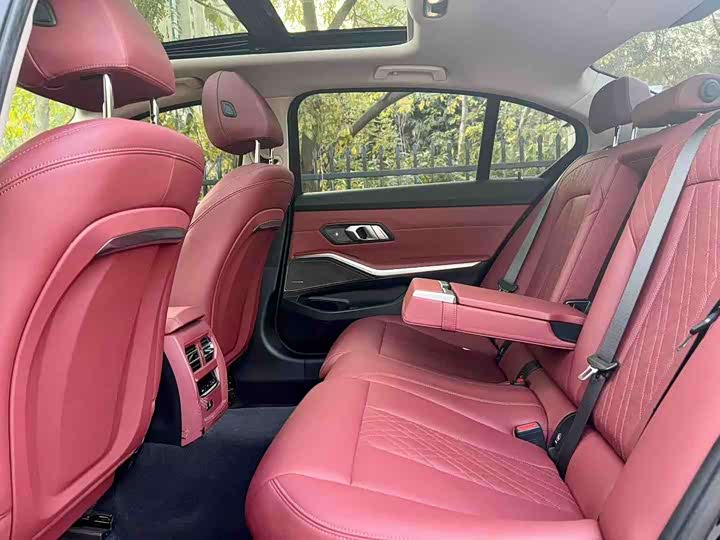 Фото 4 - BMW 3 Series