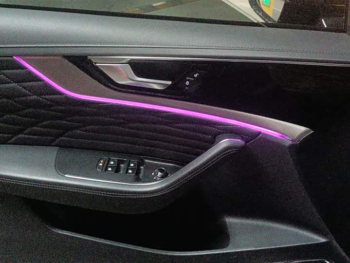 Фото 7 - Hongqi HS5