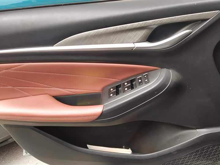 Фото 7 - Changan Eado Plus