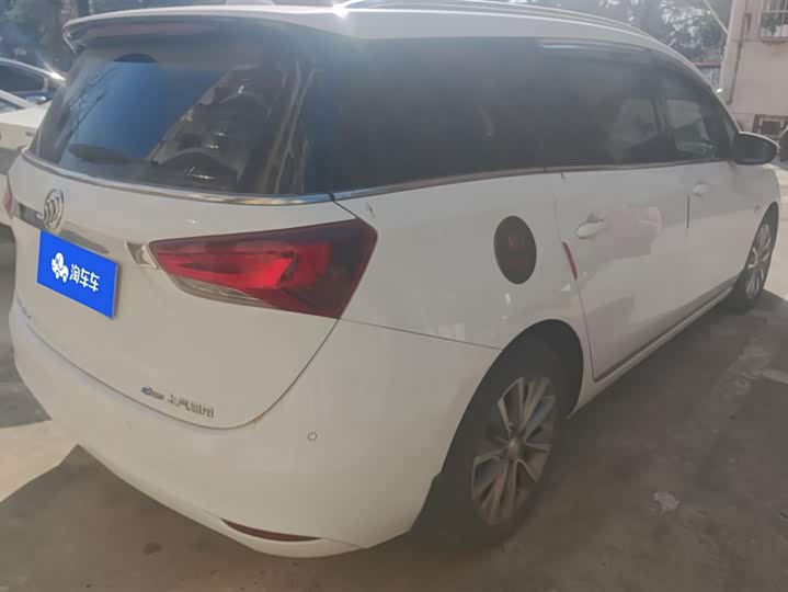 Фото 3 - Buick GL6