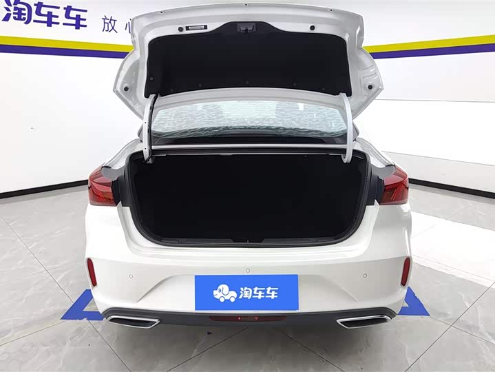 Фото 4 - Changan Eado Plus