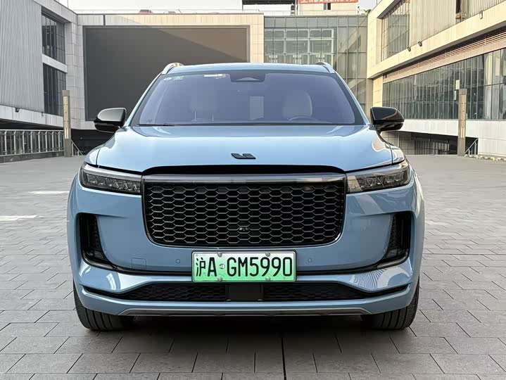 Фото 2 - LiXiang One