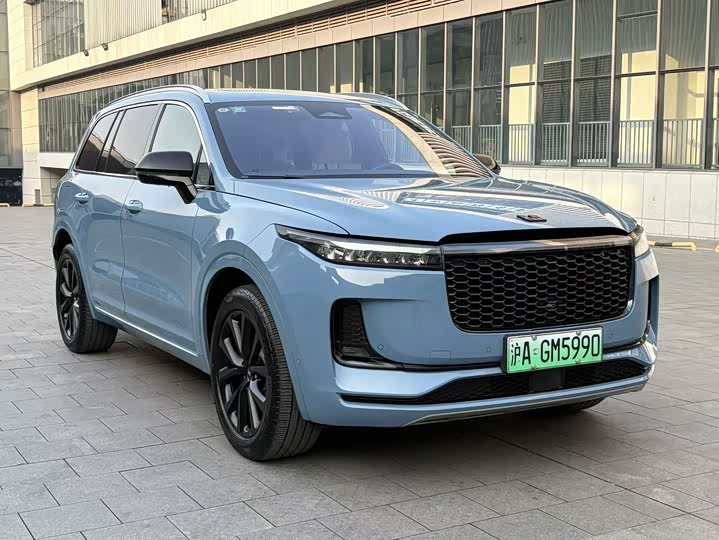 Фото 3 - LiXiang One