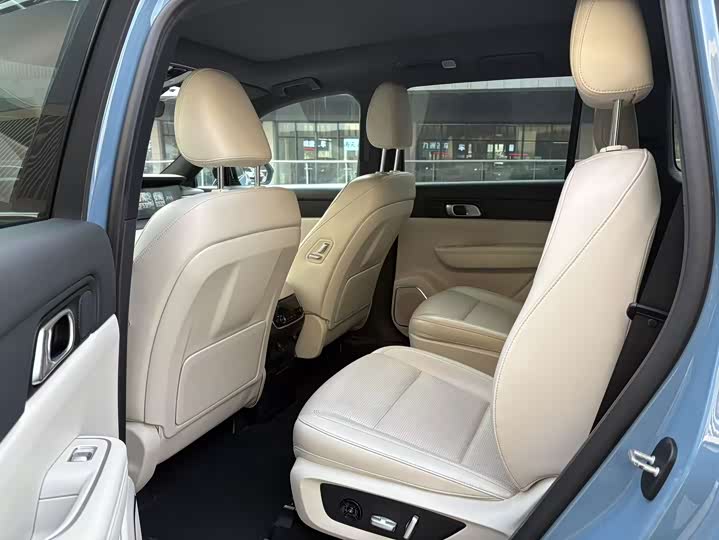 Фото 5 - LiXiang One