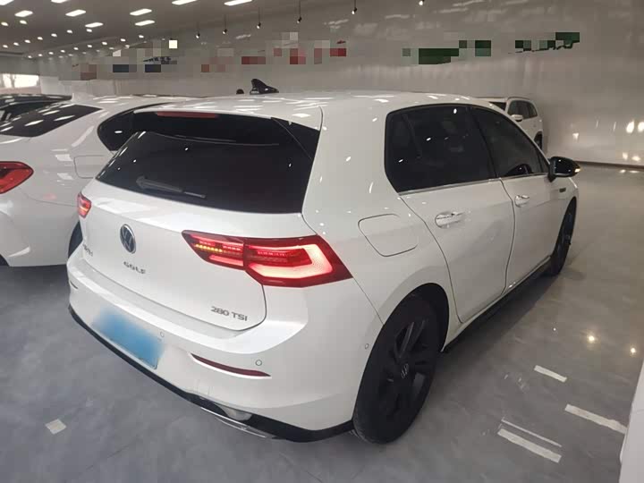 Фото 7 - Volkswagen Golf