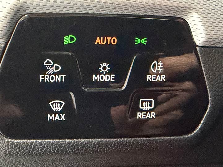 Фото 9 - Volkswagen Lamando L