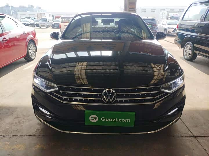 Фото 3 - Volkswagen Magotan