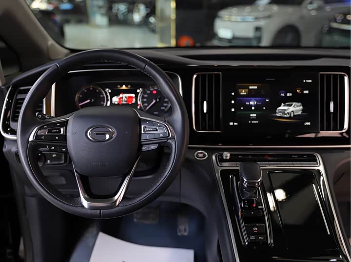 Фото 9 - GAC Trumpchi M8