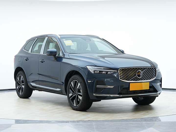 Фото 3 - Volvo XC60