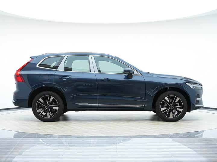 Фото 7 - Volvo XC60