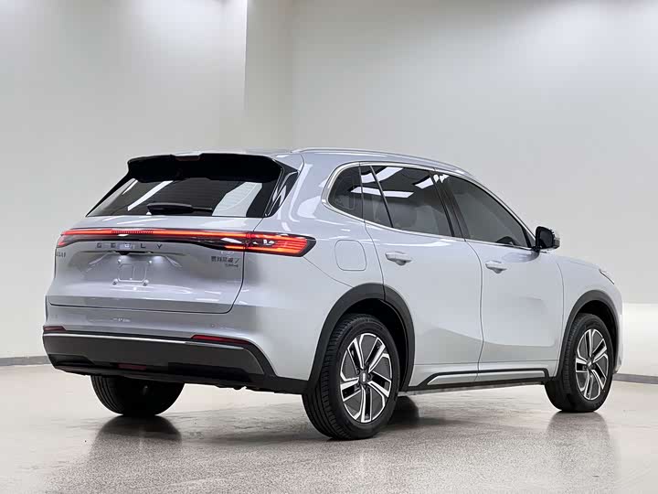 Фото 4 - Geely Galaxy Starship 7