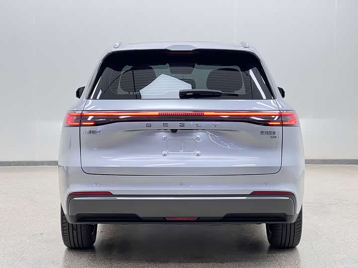 Фото 6 - Geely Galaxy Starship 7