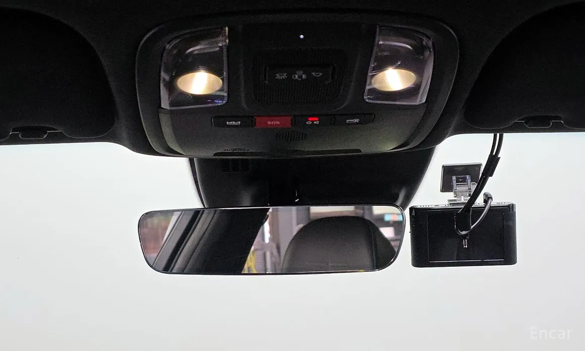 Фото 18 - Kia Stinger