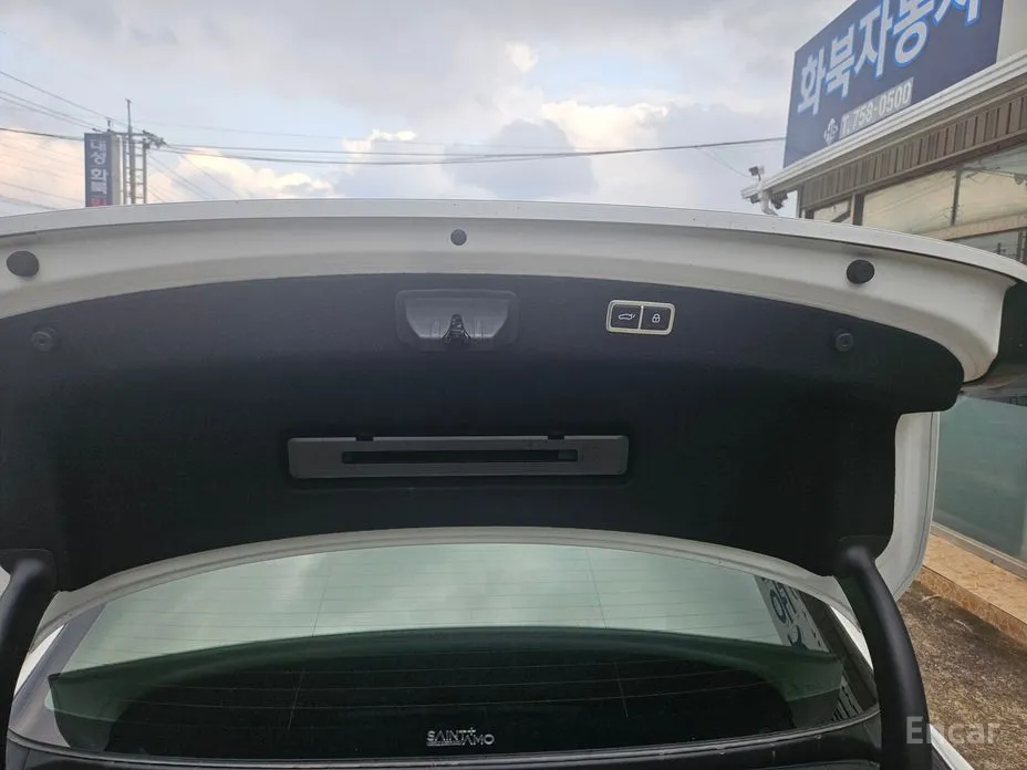 Фото 8 - Genesis G80