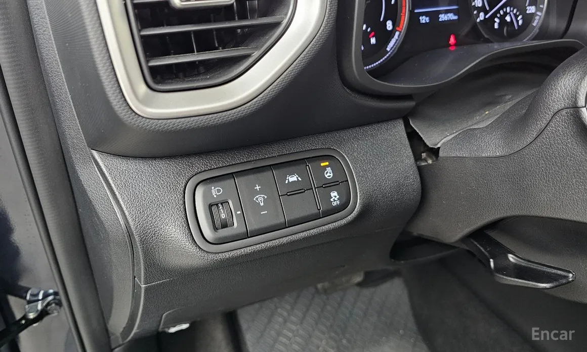 Фото 15 - Hyundai Venue