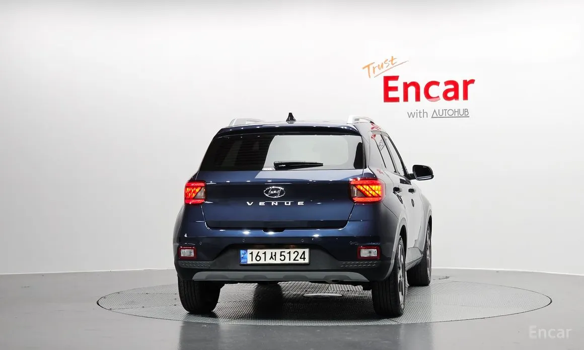 Фото 4 - Hyundai Venue