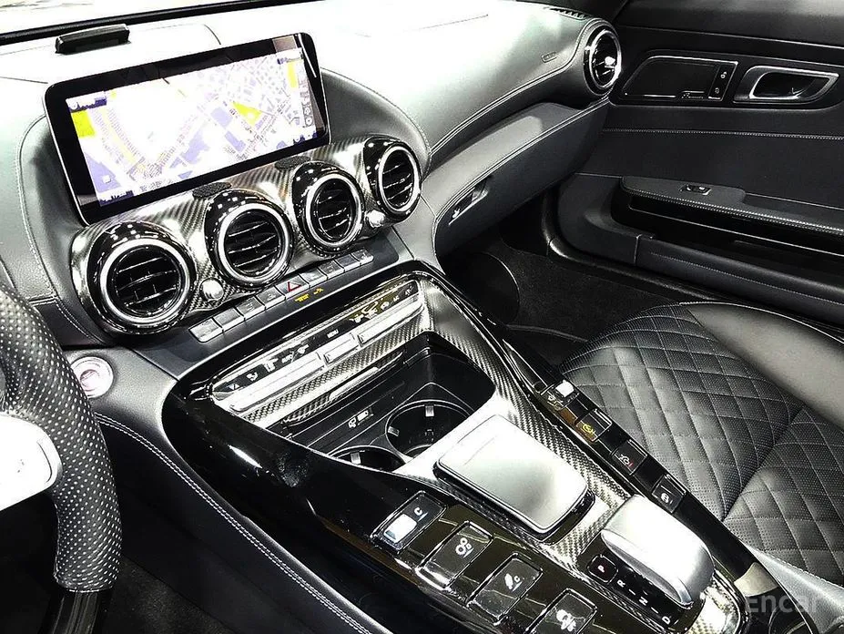 Фото 11 - Mercedes-Benz AMG GT