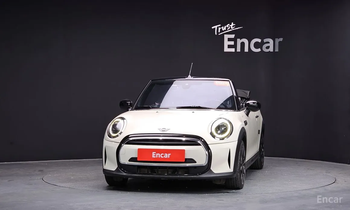 Фото 3 - Mini Cooper Convertible