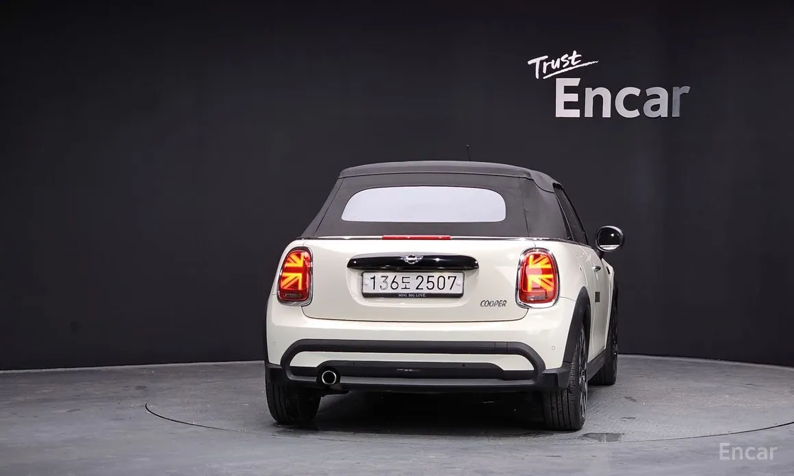 Фото 4 - Mini Cooper Convertible