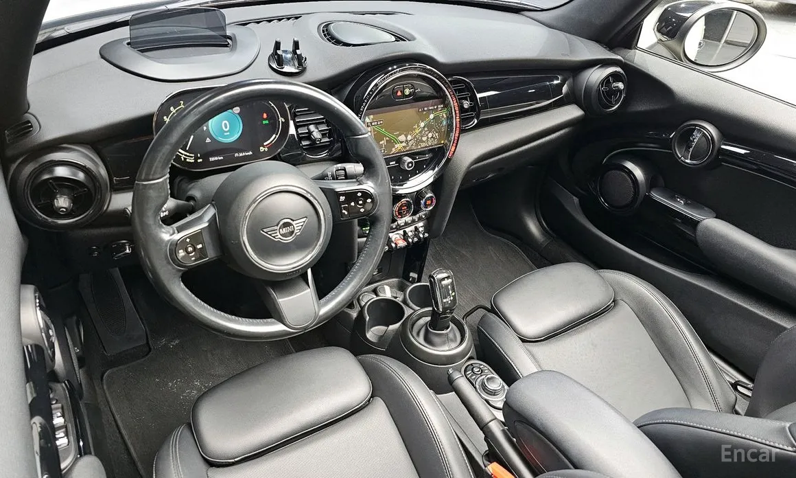 Фото 7 - Mini Cooper Convertible