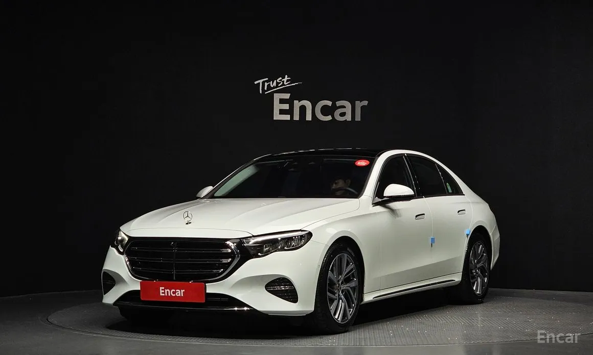 Фото 1 - Mercedes-Benz E-Class