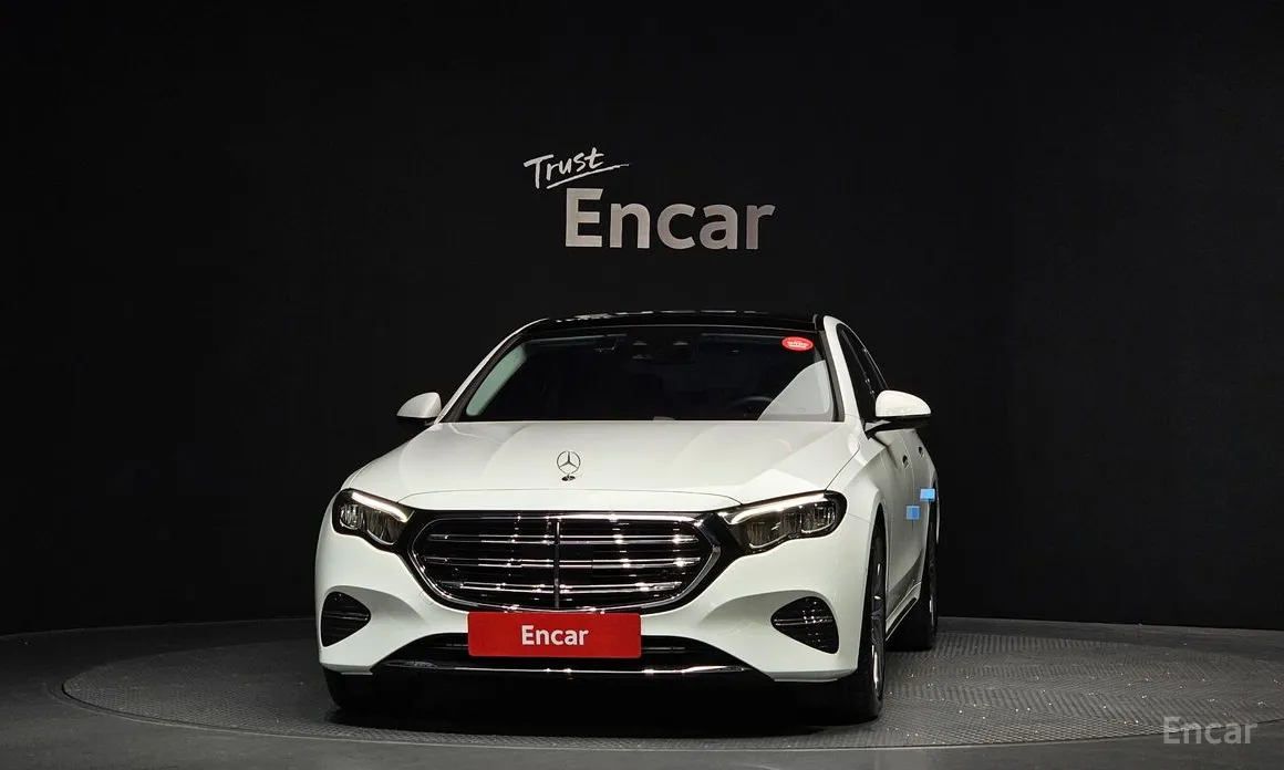 Фото 3 - Mercedes-Benz E-Class