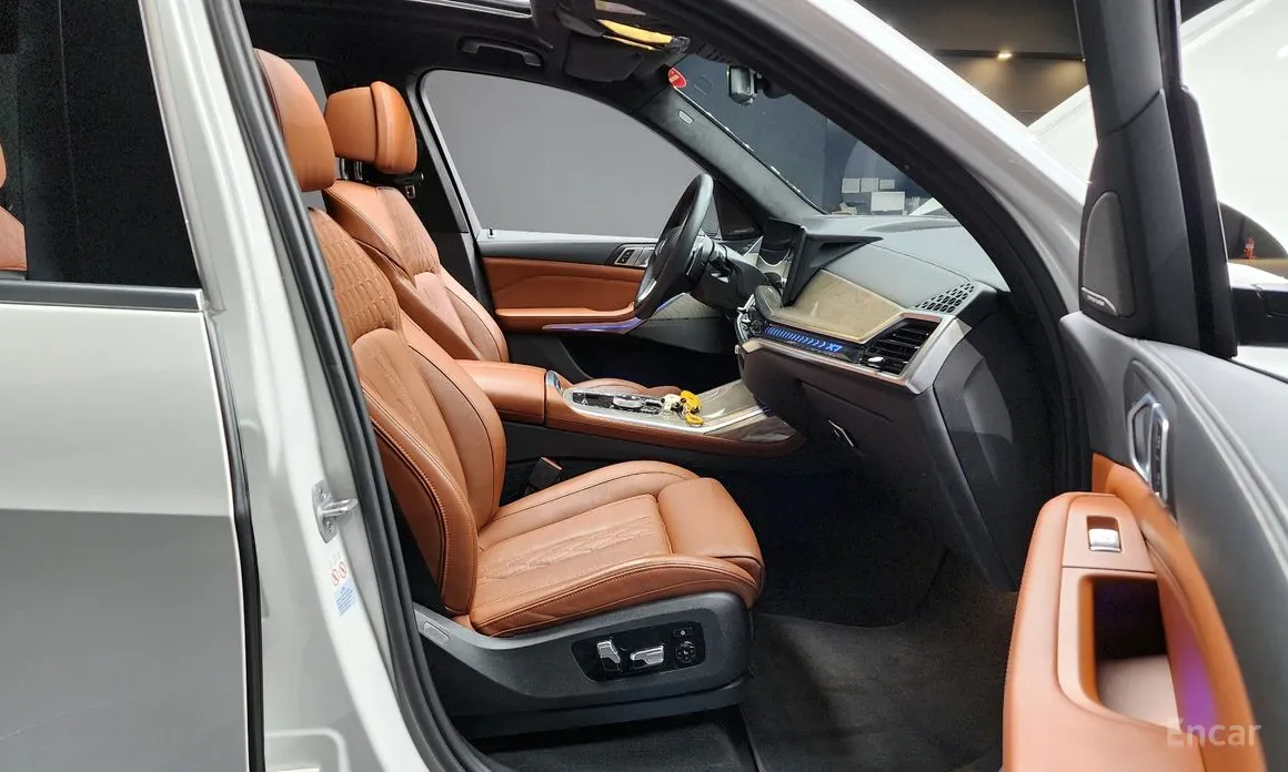 Фото 10 - BMW X7