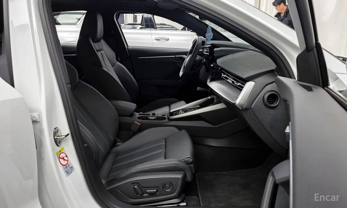 Фото 11 - Audi S3