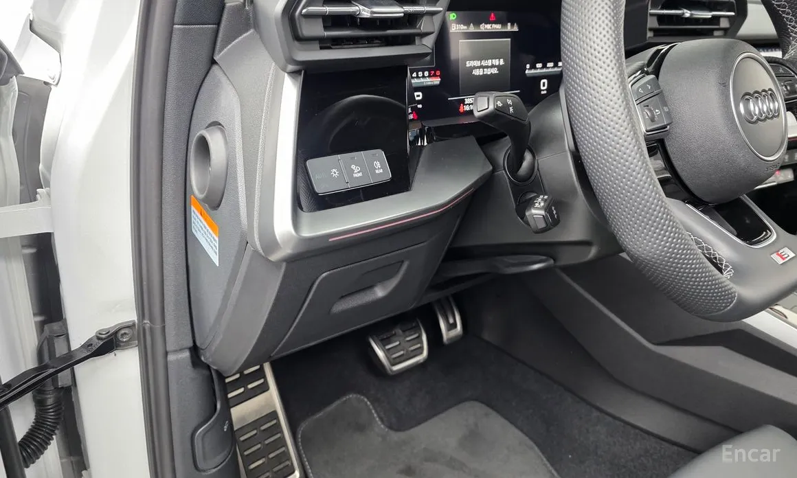 Фото 17 - Audi S3