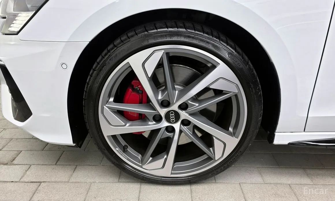 Фото 5 - Audi S3