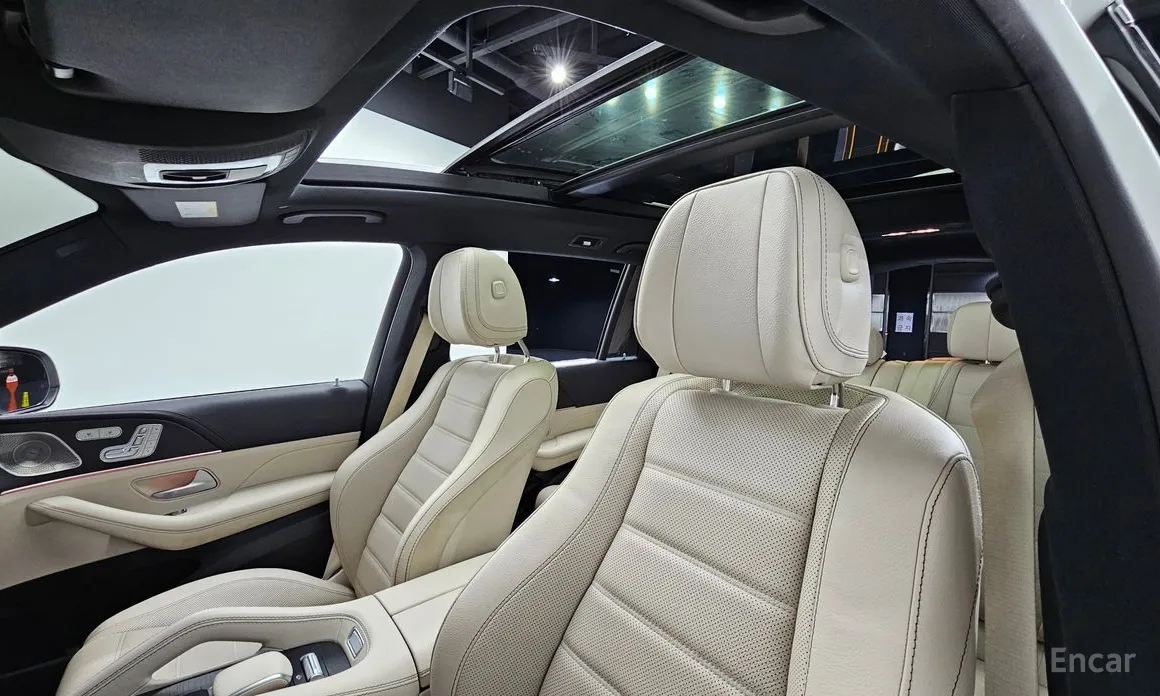 Фото 19 - Mercedes-Benz GLS-Class