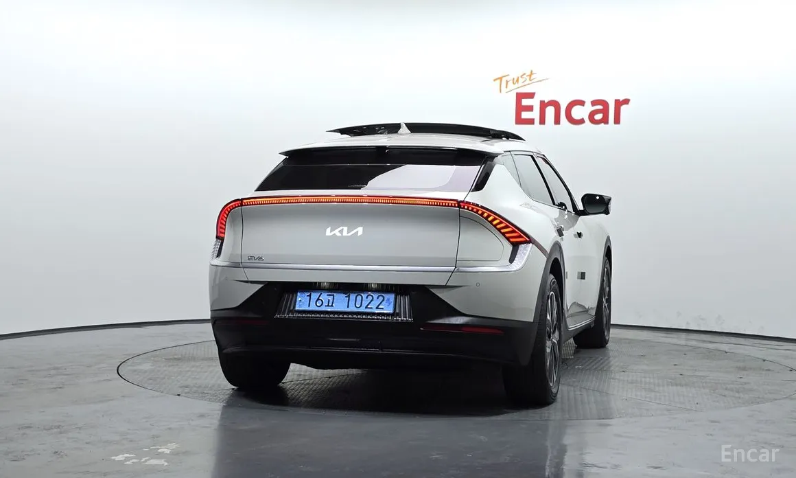 Фото 4 - Kia EV6