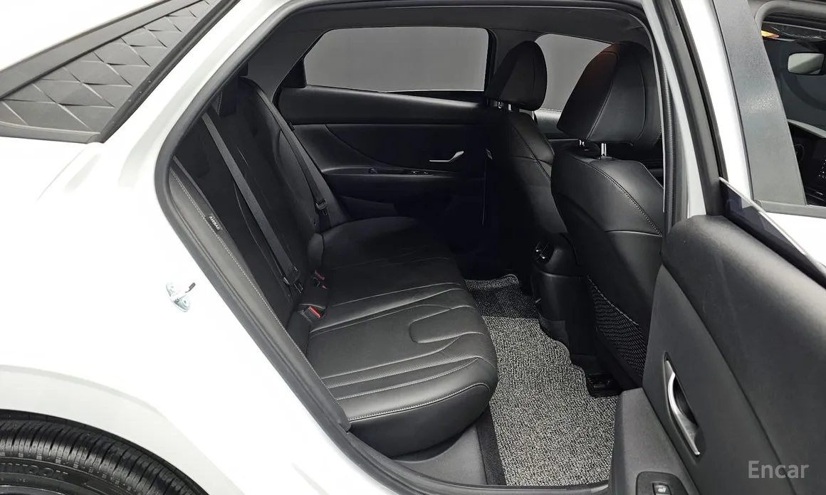 Фото 12 - Hyundai Avante