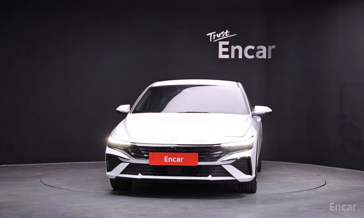 Фото 3 - Hyundai Avante