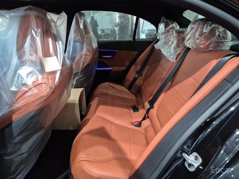 Фото 11 - Mercedes-Benz C-Class