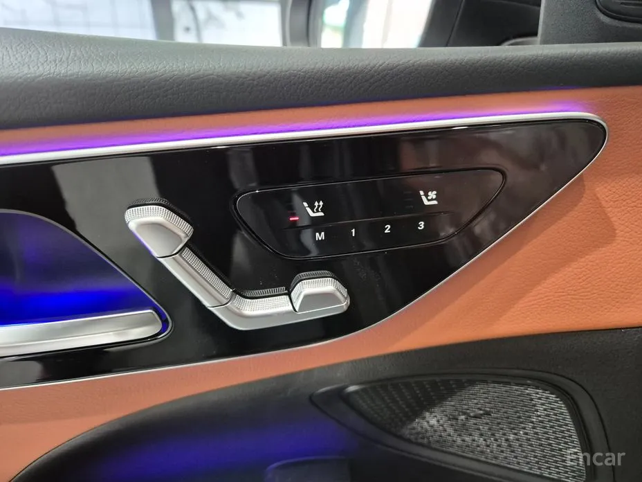 Фото 13 - Mercedes-Benz C-Class