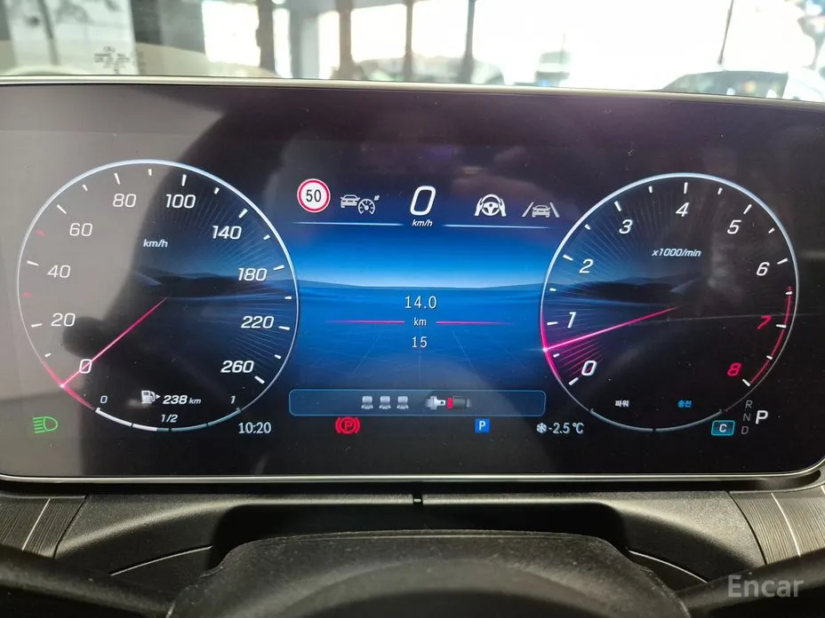 Фото 8 - Mercedes-Benz C-Class