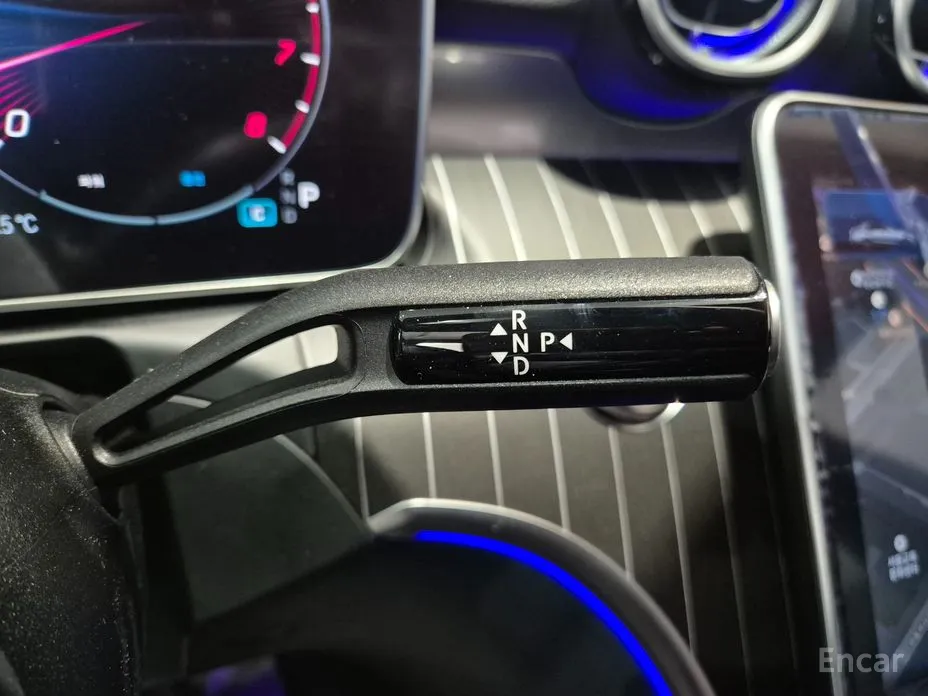 Фото 9 - Mercedes-Benz C-Class