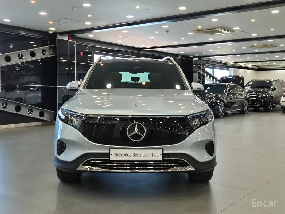 Фото 3 - Mercedes-Benz EQB