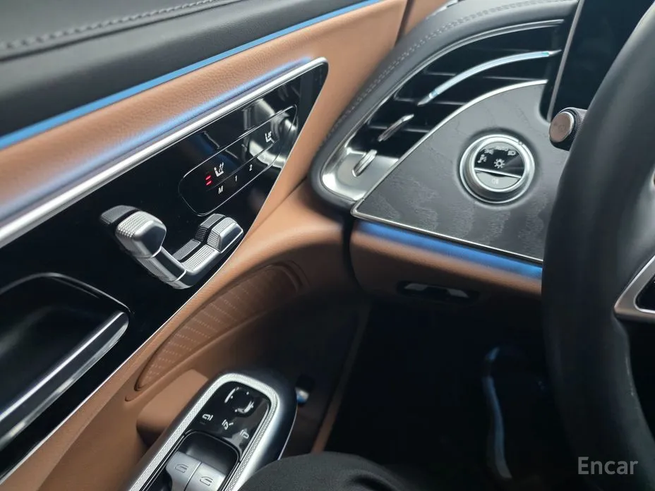 Фото 11 - Mercedes-Benz E-Class