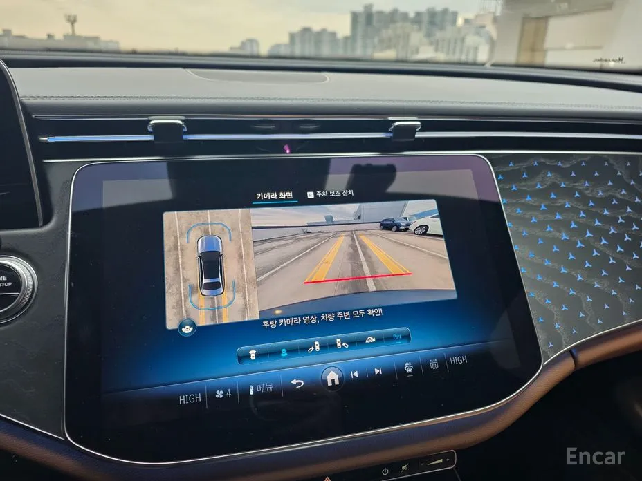 Фото 13 - Mercedes-Benz E-Class