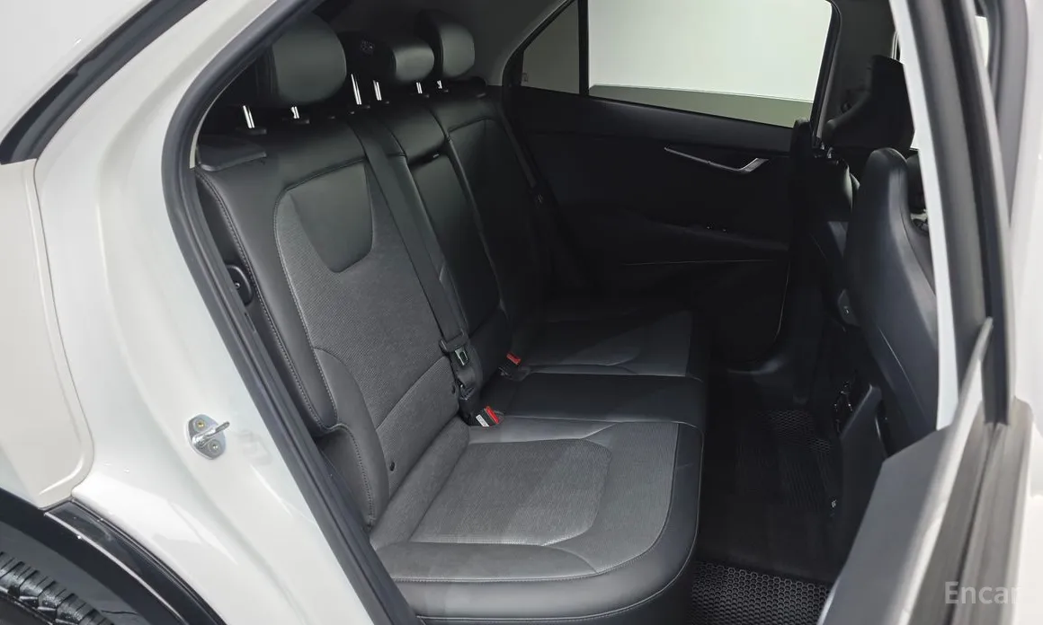 Фото 12 - Kia Niro