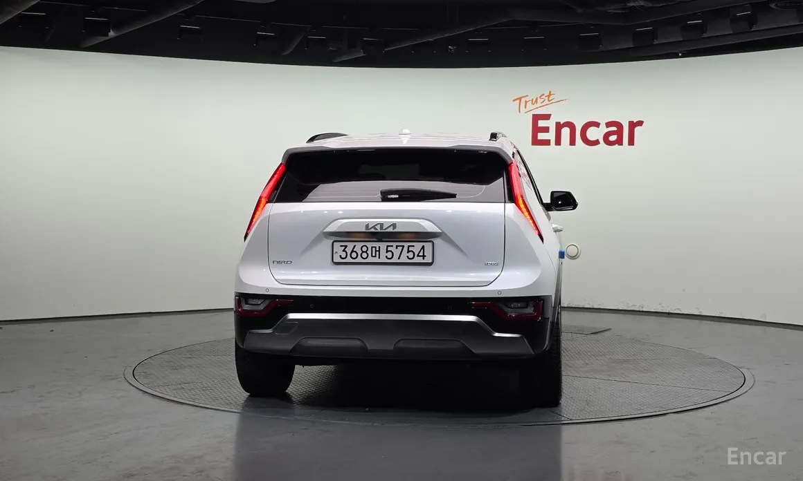 Фото 4 - Kia Niro