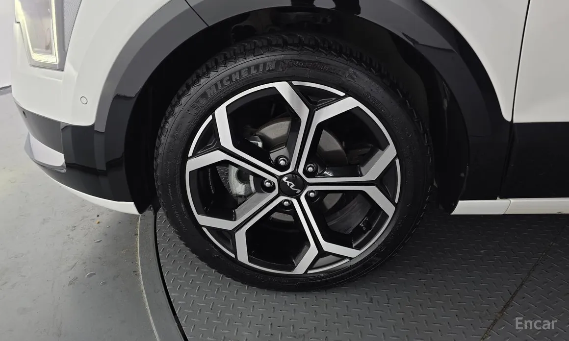 Фото 5 - Kia Niro