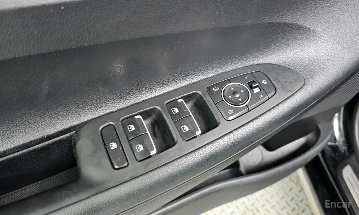 Фото 18 - Hyundai Grandeur